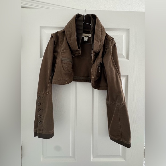 Very Versatile Army Green Jacket - Picture 5 of 10